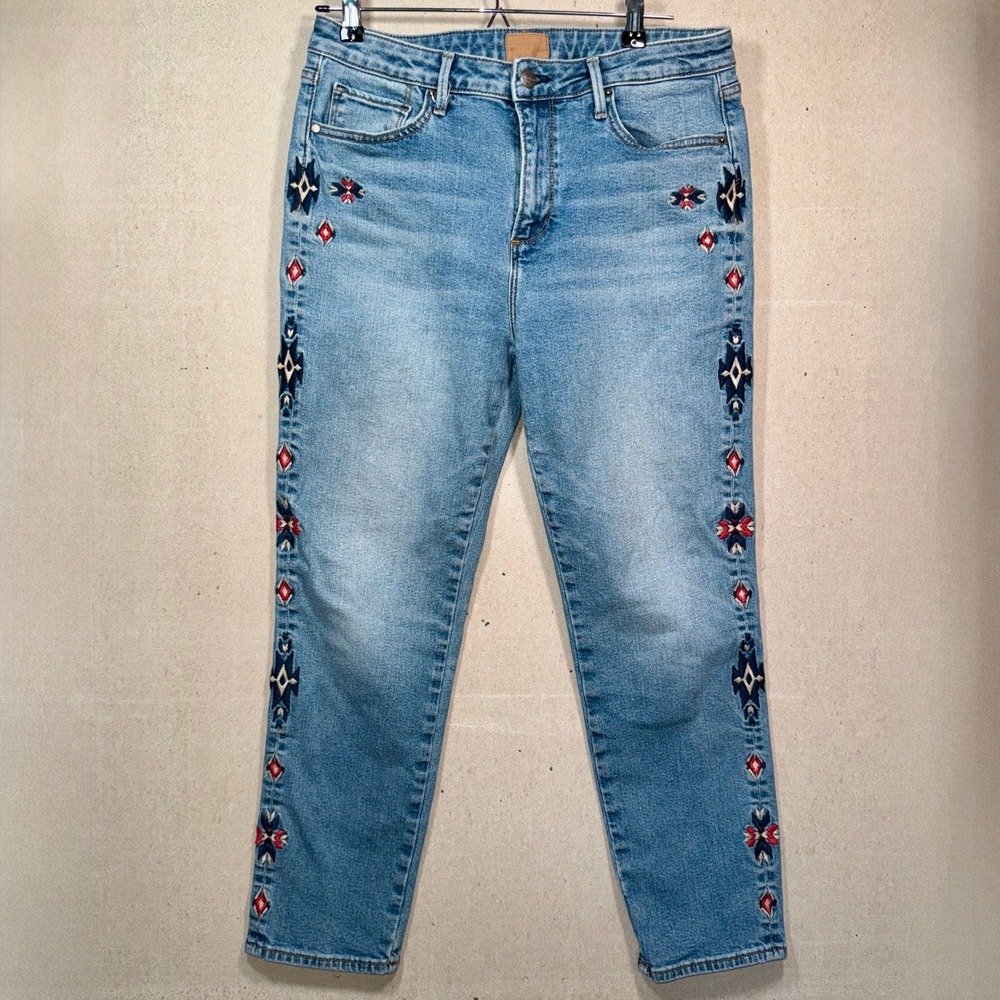 Driftwood Embroidered Jeans Womens Size 30 Light Wash Denim Casual Pants